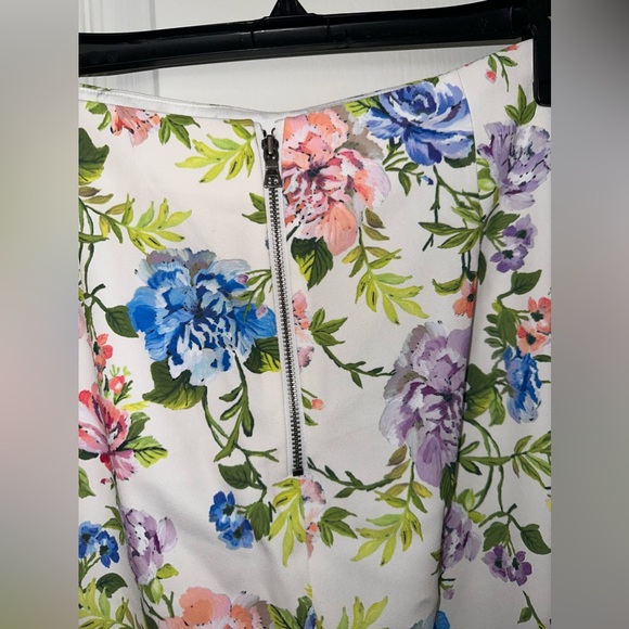 Alice + Olivia Pant - Picture 9 of 9